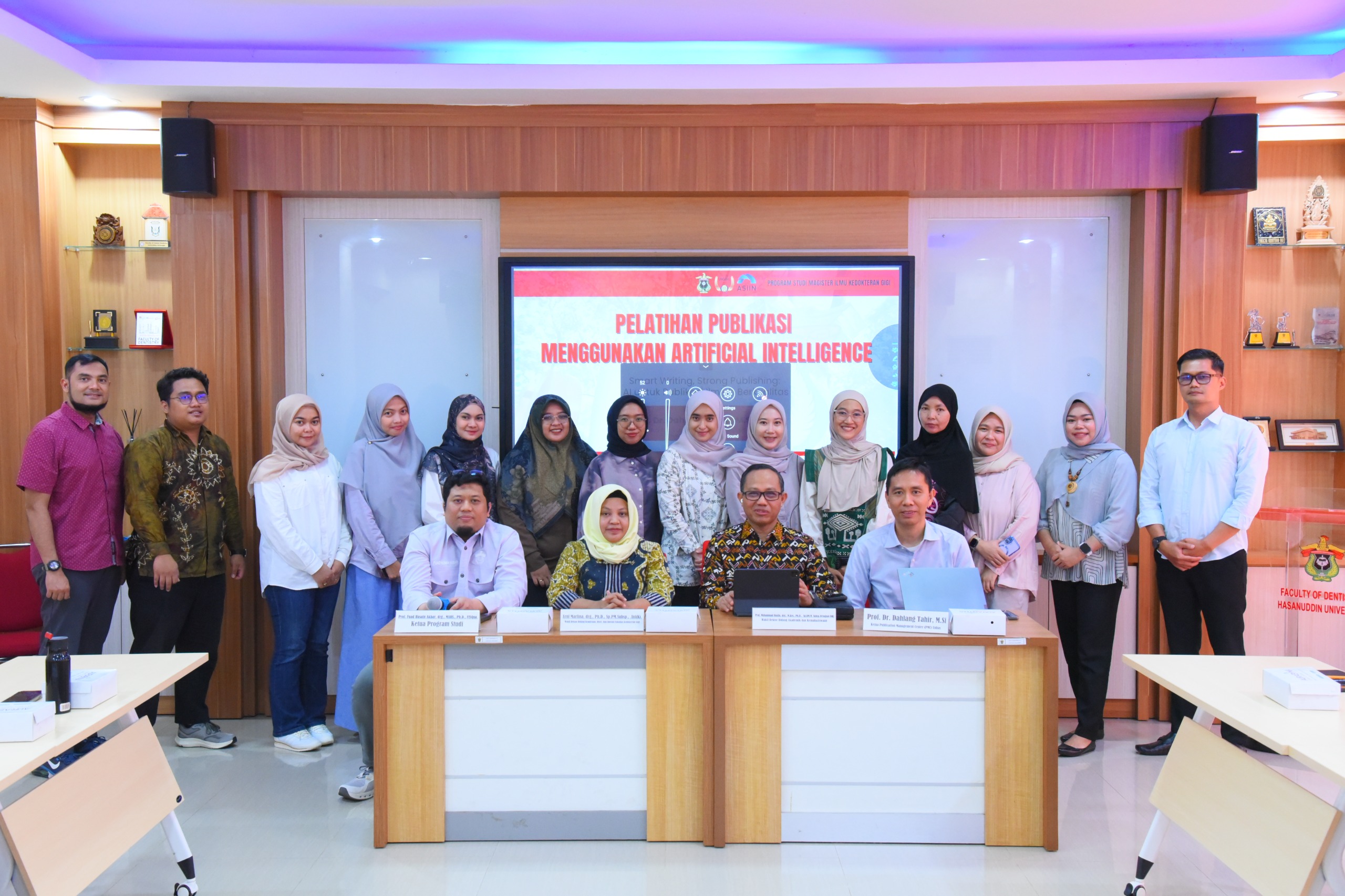 Prodi S2 FKG Unhas Gelar Workshop Publikasi Berbasis AI dan Sosialisasi SIPANTAU